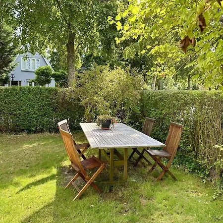 Lovely Centrally Located In In Delightful Surroundings Bergen