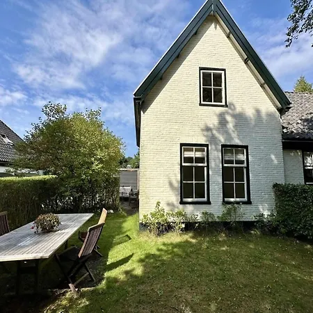 Vakantiehuis Lovely Centrally Located In In Delightful Surroundings Bergen