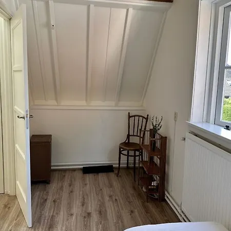 Lovely Centrally Located In In Delightful Surroundings Bergen