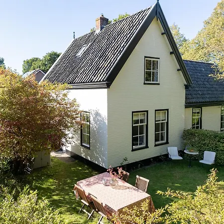 Lovely Centrally Located In In Delightful Surroundings Bergen